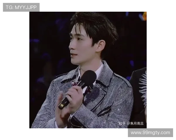 东方卫视高清直播华龙手机新品发布会